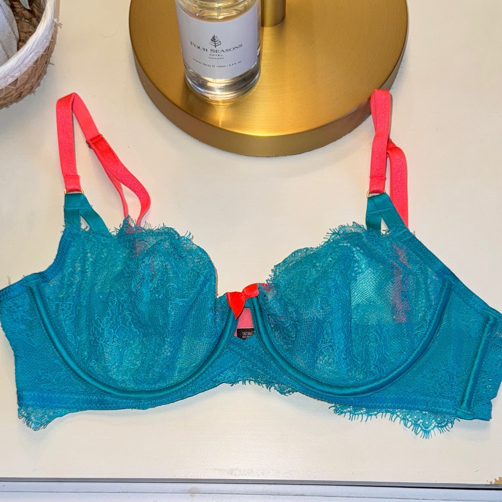 VS Teal Bra, 34C